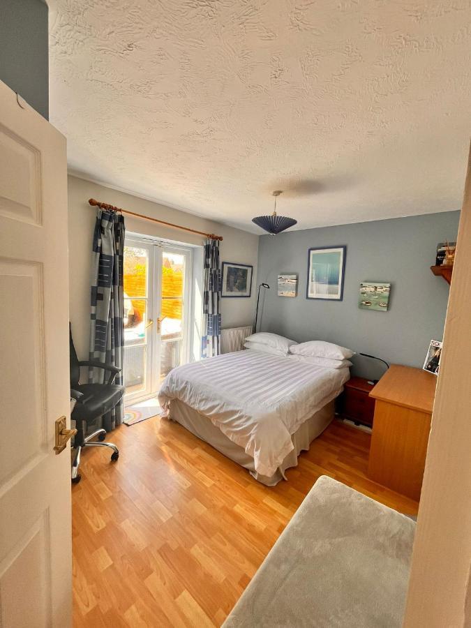 Choice Of One Double Bedroom With A Comfy Double Bed And Private En Suite For Solo Travellers Or Couples ,Or Alternatively Book Two Double Bedrooms For Families Or Friends Падък Ууд Екстериор снимка